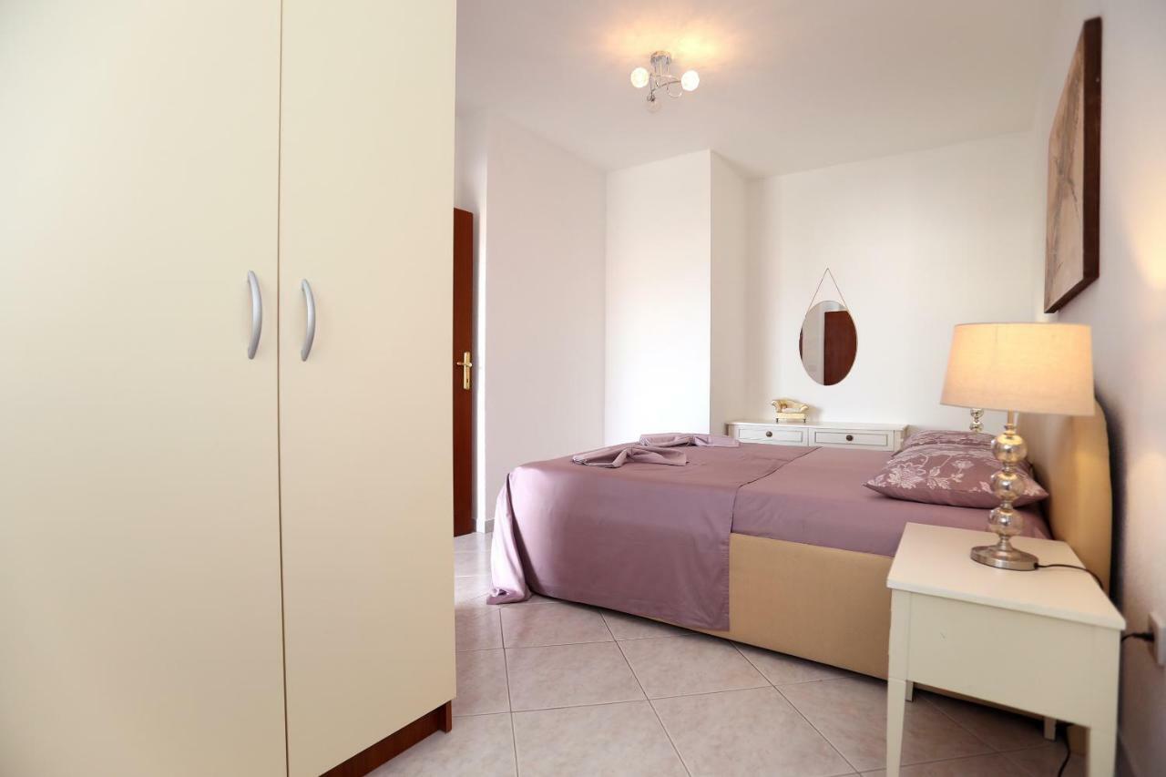 Apartment Katarina Trogir Eksteriør billede